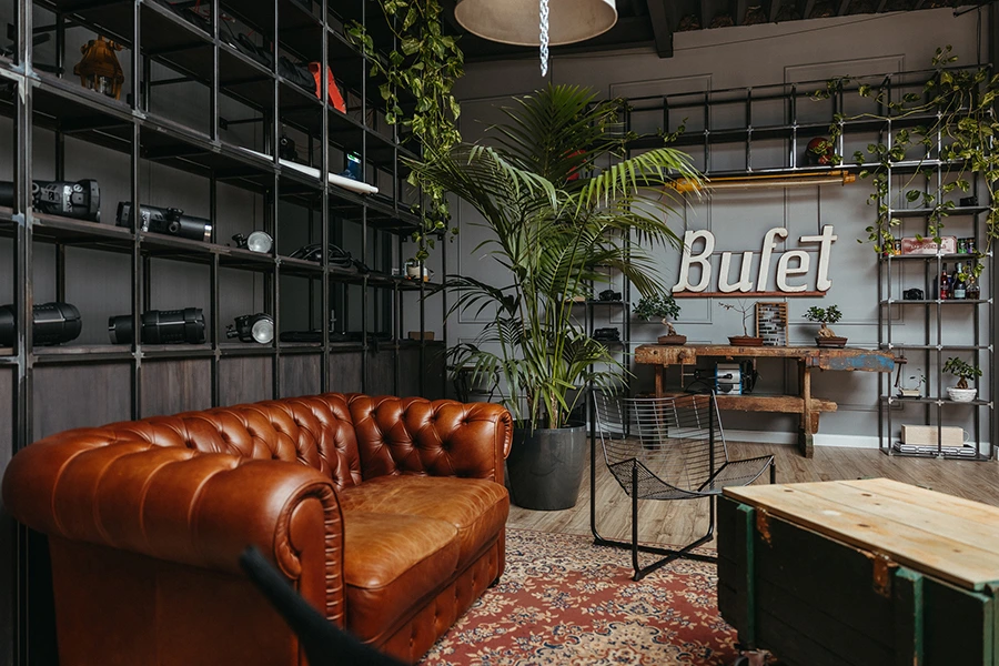 <span>Proiecte de design interior</span>LLUM – Studioul cu Bufet